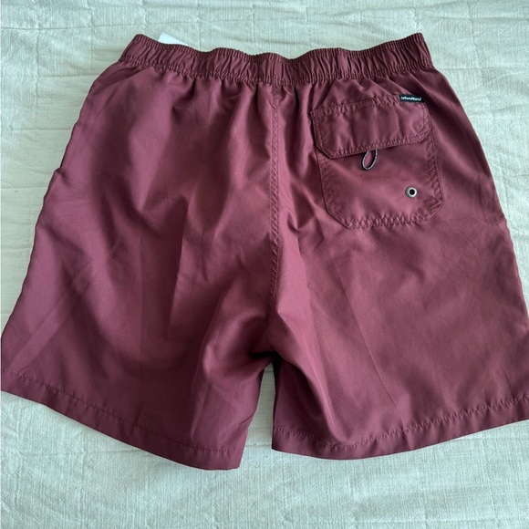 Islandhaze Burgundy Men's Swim Trunks - Size L - Picture 2 of 8
